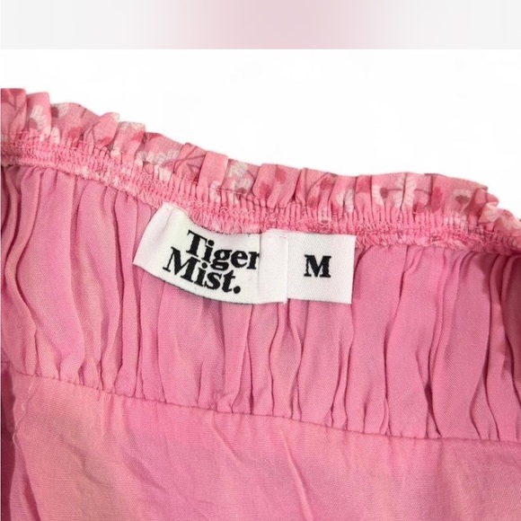 Tiger Mist Remi Pink Floral Off-Shoulder Dress - Picture 4 of 4